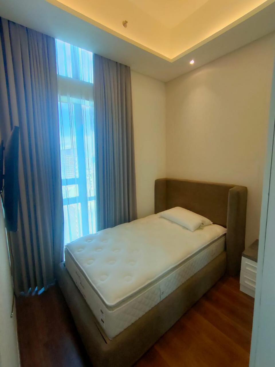 Super Penthouse Stmoritz Apartment, Lippomall Puri Indah Jakarta Extérieur photo