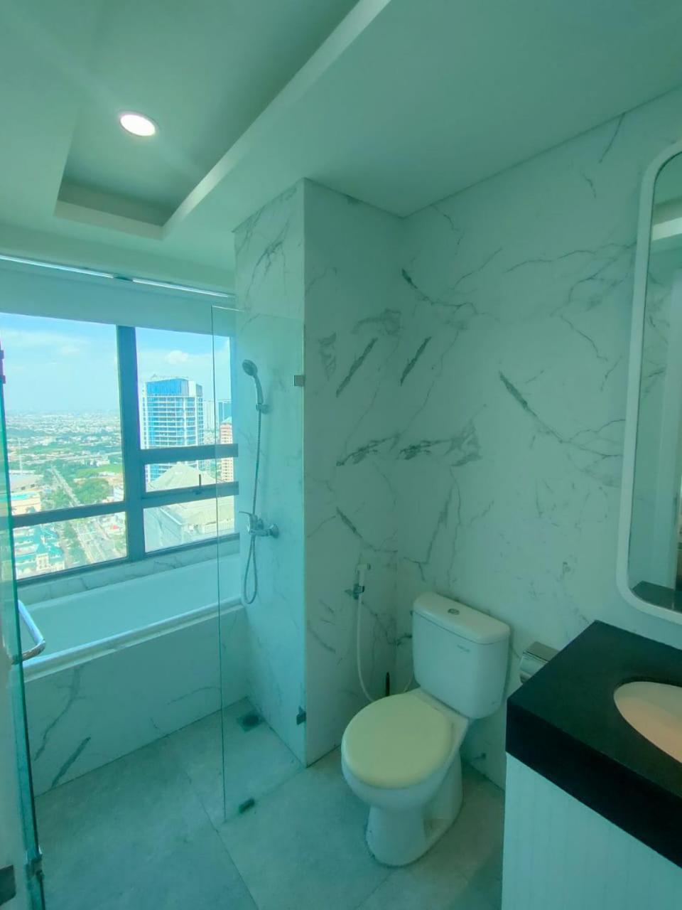 Super Penthouse Stmoritz Apartment, Lippomall Puri Indah Jakarta Extérieur photo